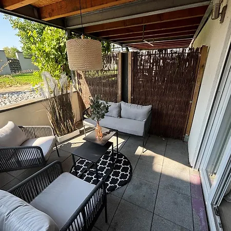 公寓 Blossom Garden View - Klimatisiert