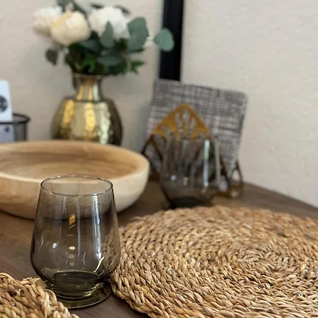 Blossom Garden View - Klimatisiert 公寓 *